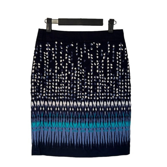 Ann Taylor Navy Blue Printed‎ Skirt Size 0 - Picture 1 of 8